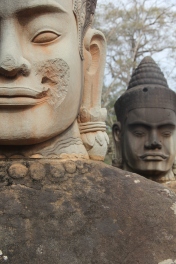 *Angkor-09.57.19